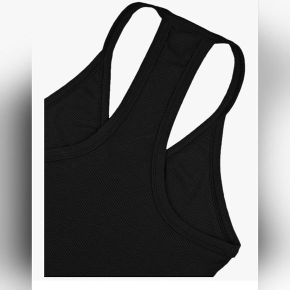 BNWT Black Ribbed V-Neck Racerback Tank - Picture 4 of 4